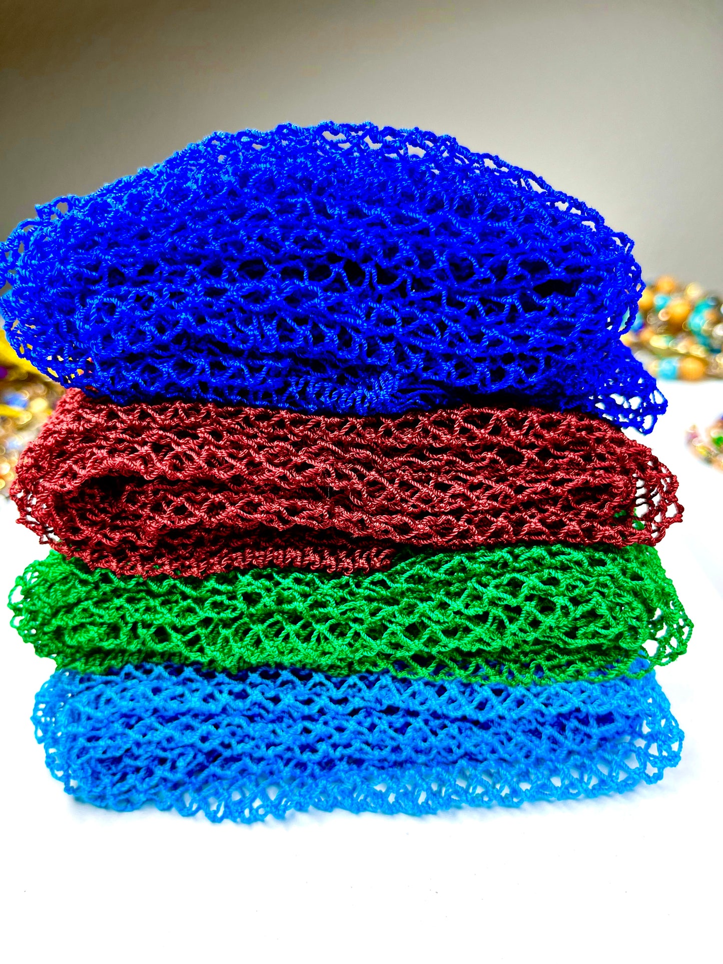 Our Sapo African Exfoliating Wash Net and Authentic Unrefined Shea Butter are a dynamic duo imported from Ghana, sourced through fair trade practices. The Sapo African Exfoliating Wash Net, enriched with the essence of Africa, gently exfoliates, revealing a smoother complexion and addressing common concerns like hyperpigmentation, keratosis pilaris, and eczema.